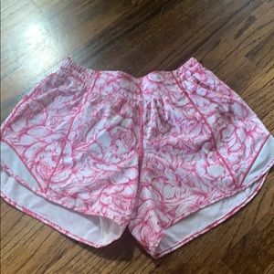 Lululemon shorty Hot Short Long